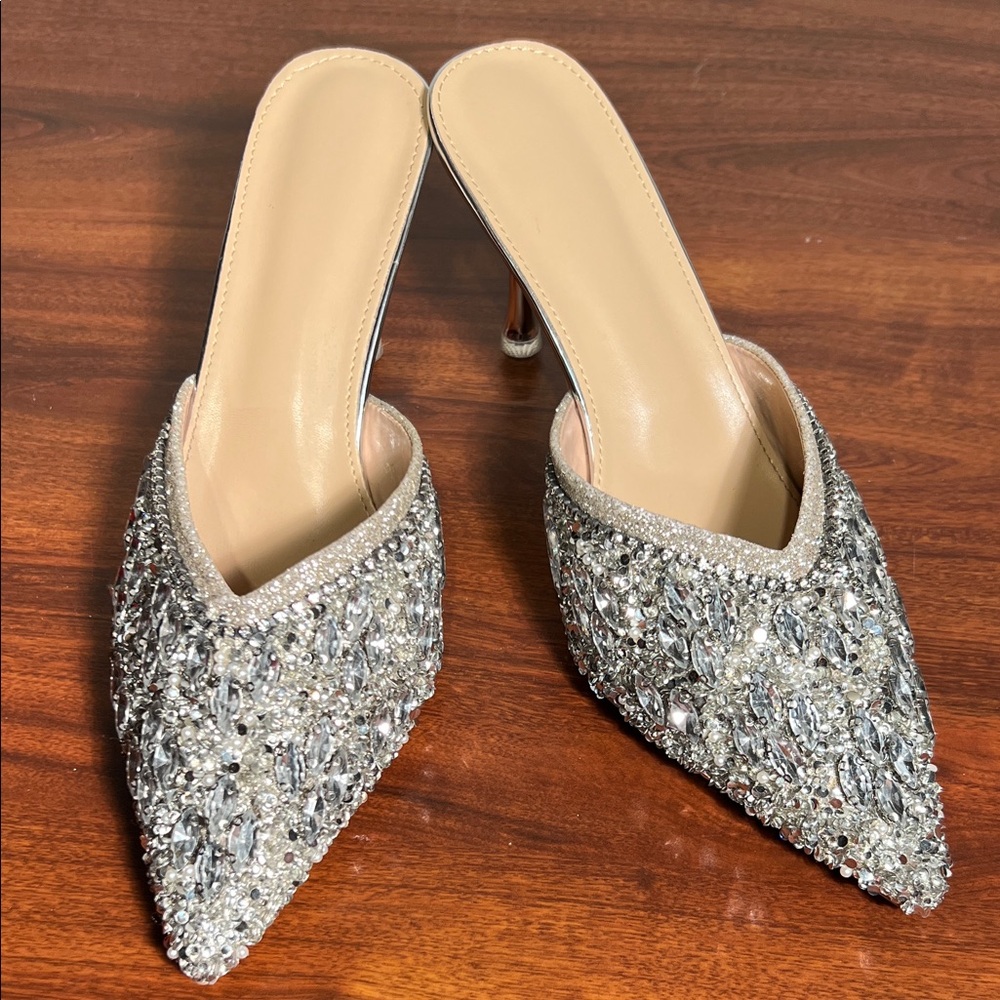 Mules, sz42, crystal embellished, new